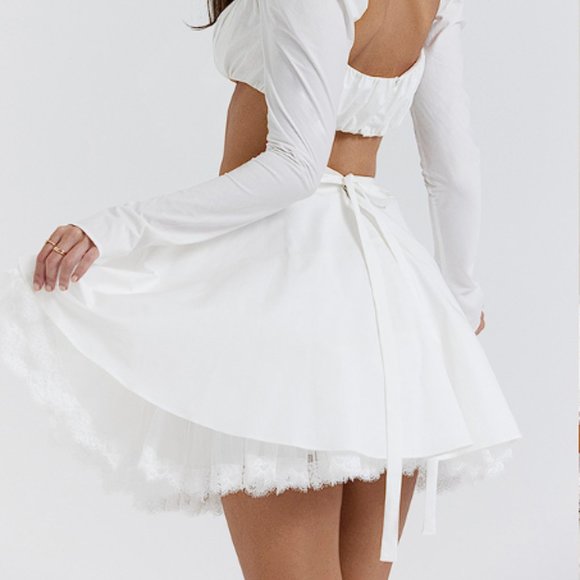 HOUSE OF CB 'Nahla' White Bow Mini Skirt NWOT - Picture 7 of 14